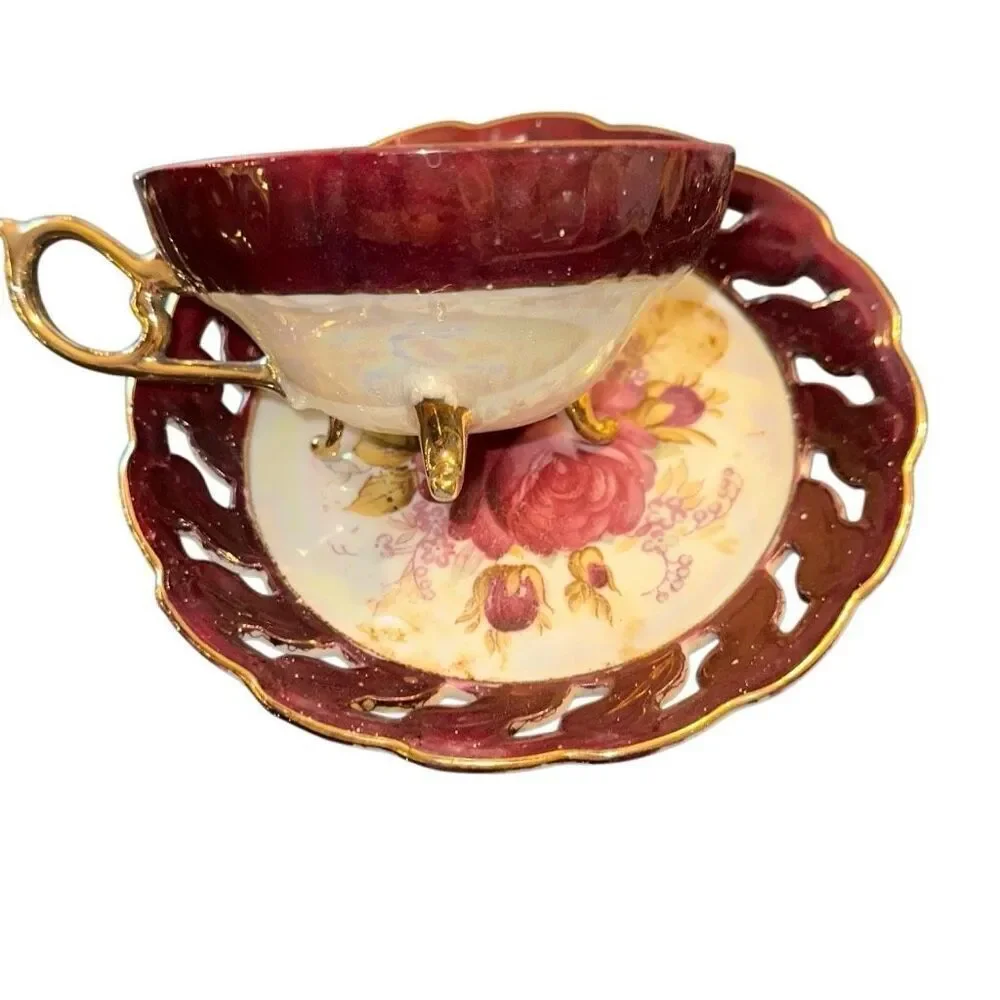 VINTAGE TT-Takito HAND PAINTED EGG SHELL TEA CUP & SAUCER JAPAN Lusterware Pagod
